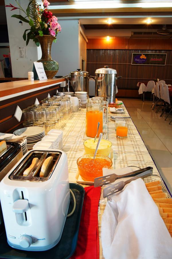 Thai Inter Korat Hotel Nakhonratchasima Buitenkant foto